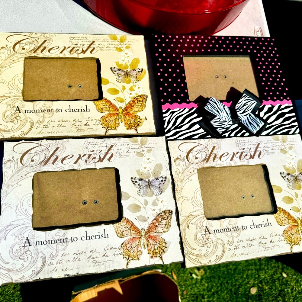 4 Picture Frames
